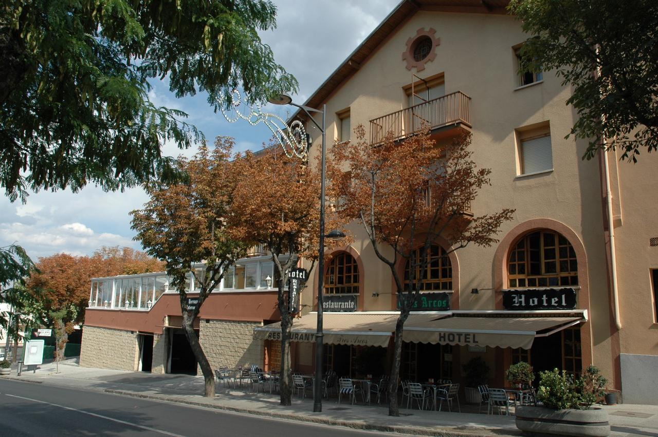 Hotel Tres Arcos San Lorenzo de El Escorial Exterior photo